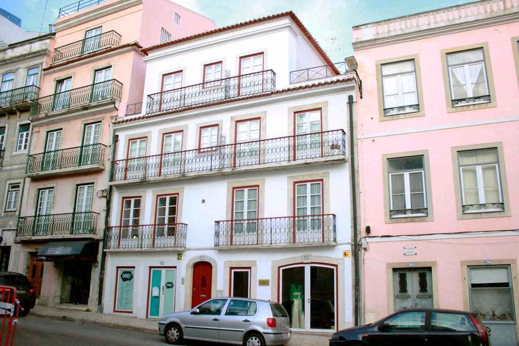 Joivy Modern 1-bed With Terrace, Moments From Sao Bento Palace Lejlighed *