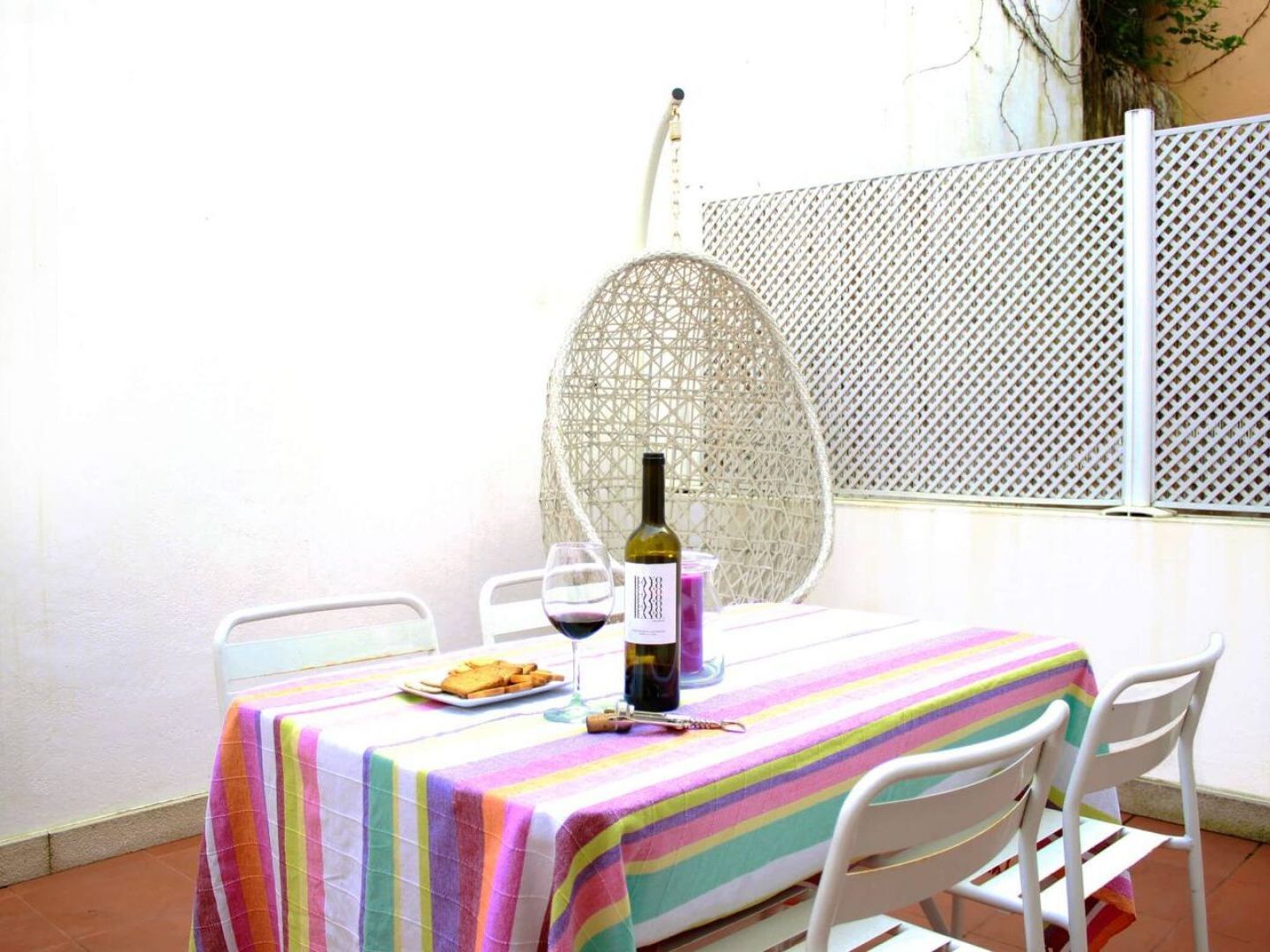 Joivy Modern 1-bed With Terrace, Moments From Sao Bento Palace Lejlighed Lisboa